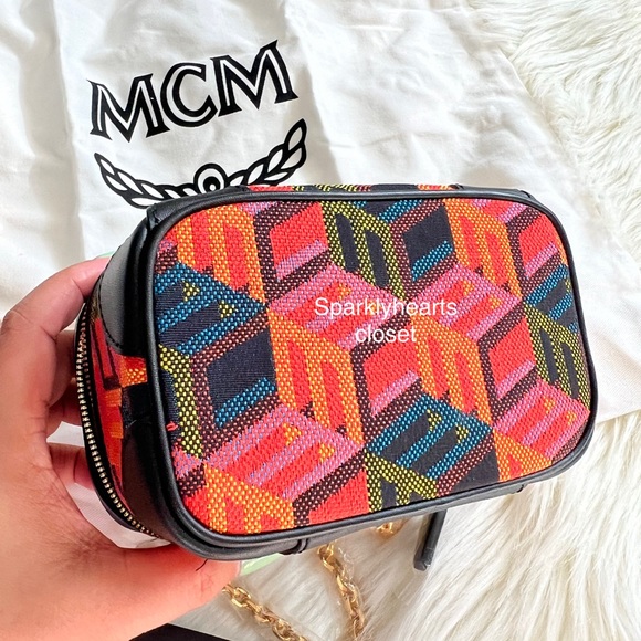 New MCM Crossbody Chain Bag - Picture 7 of 14